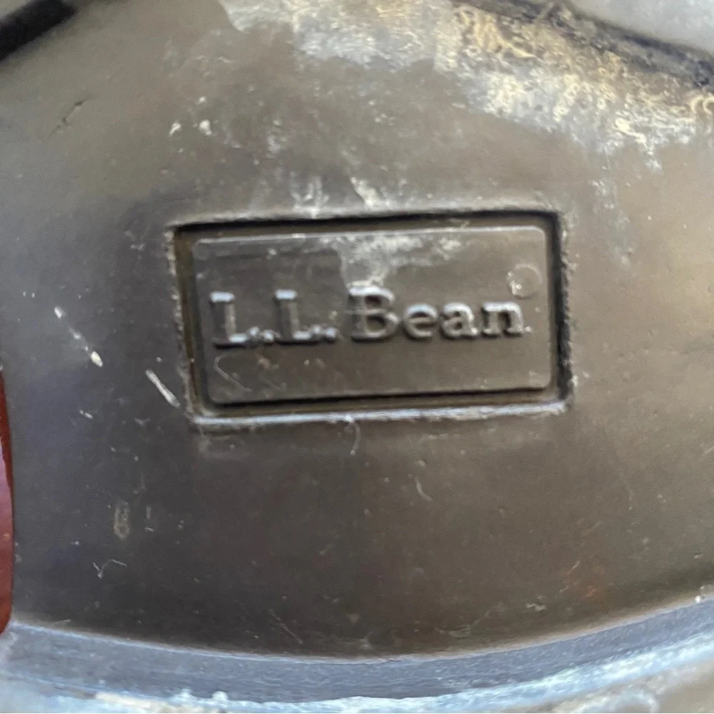 LL Bean Brown Leather Boat Shoes Men's Size 8 EE Wide Distressed